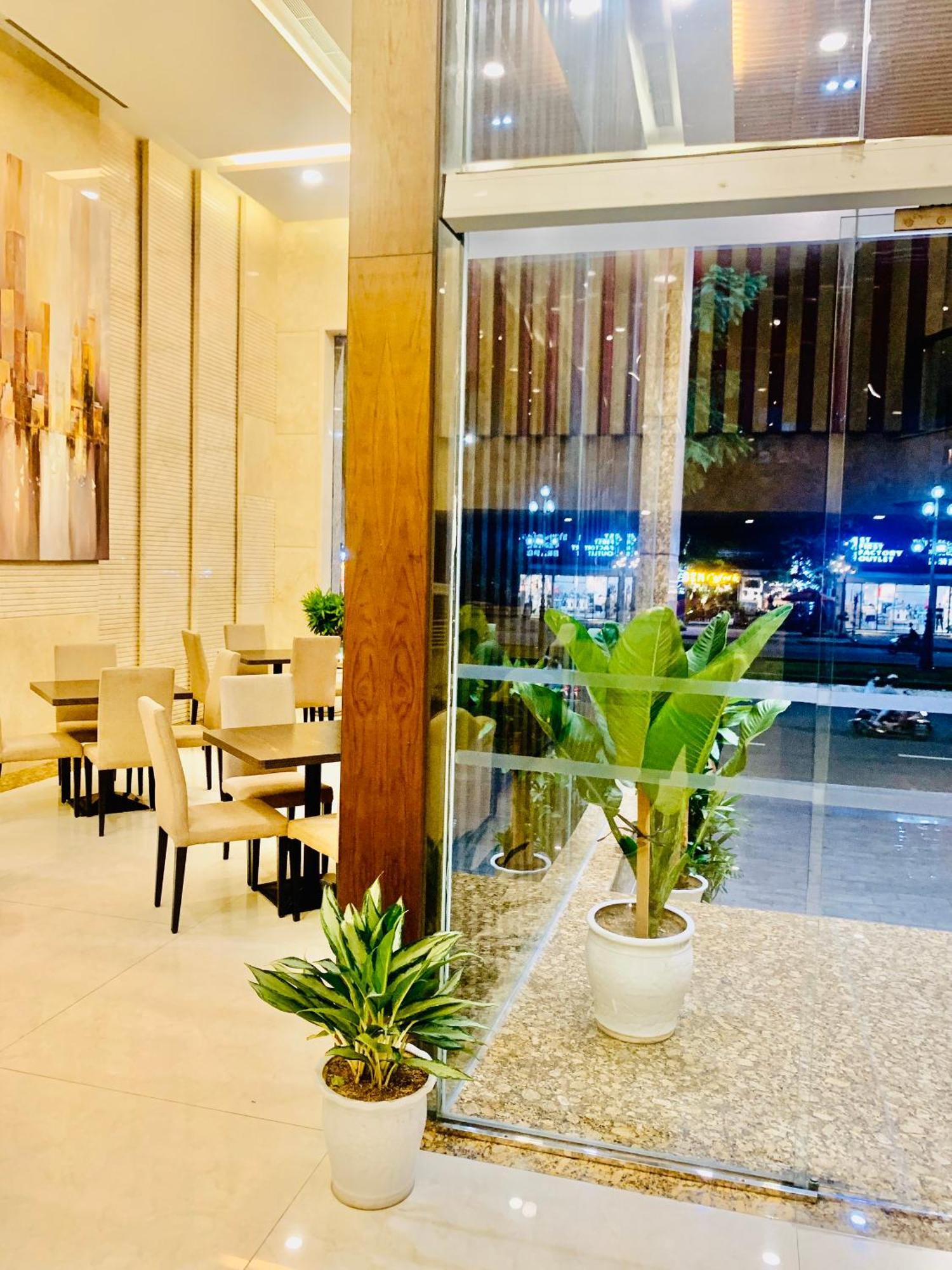 Nature Hotel & Spa Дананг Экстерьер фото